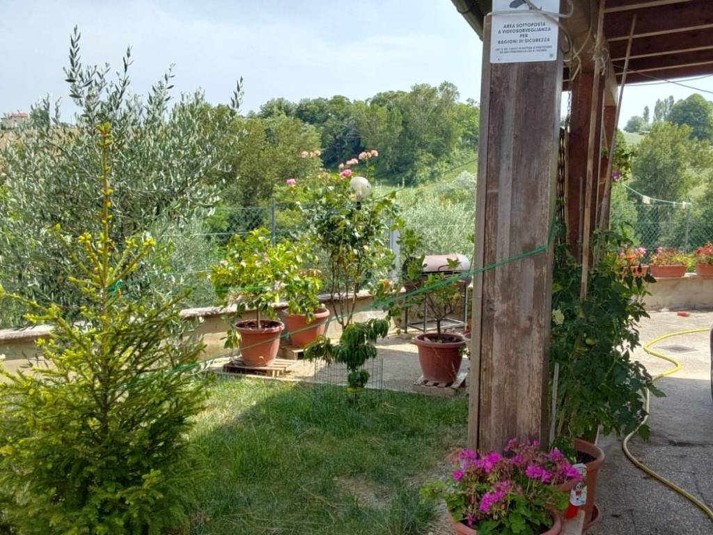 Appartamento a Treia in Contrada Sterpare - Foto 2