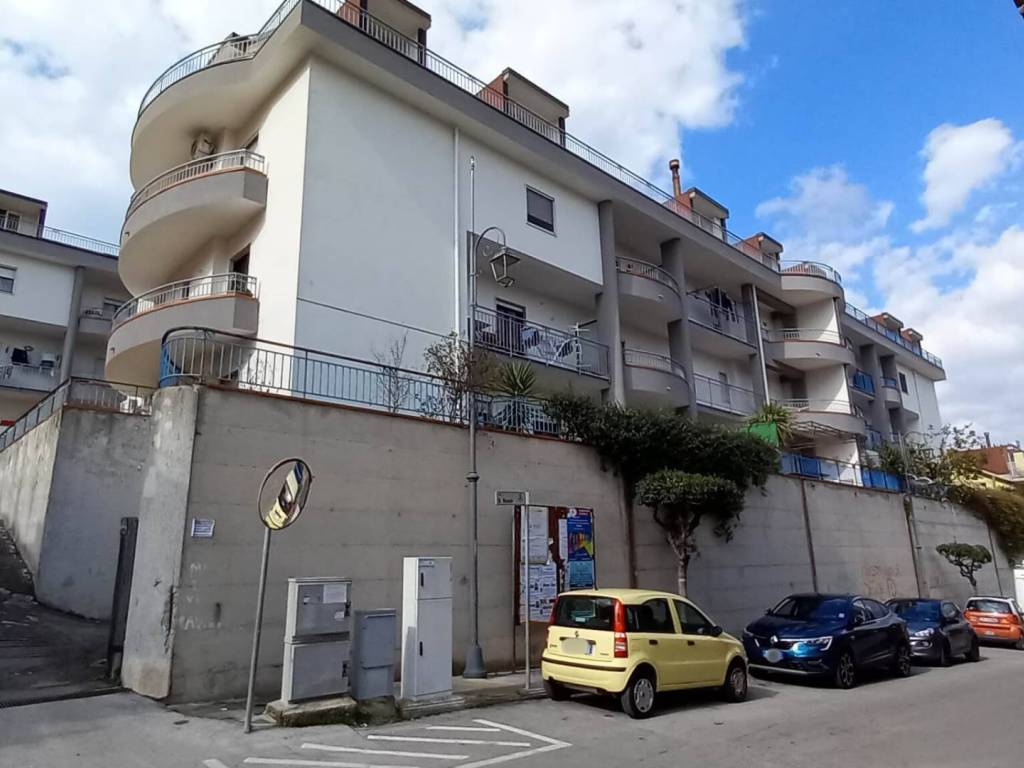 Appartamento a Baronissi in Via Gioacchino Rossini, 14 - Foto 2