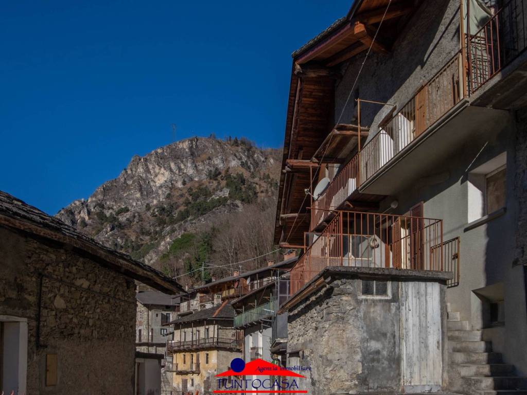 Rustico / casale a Stroppo in Frazione Bassura - Foto 4