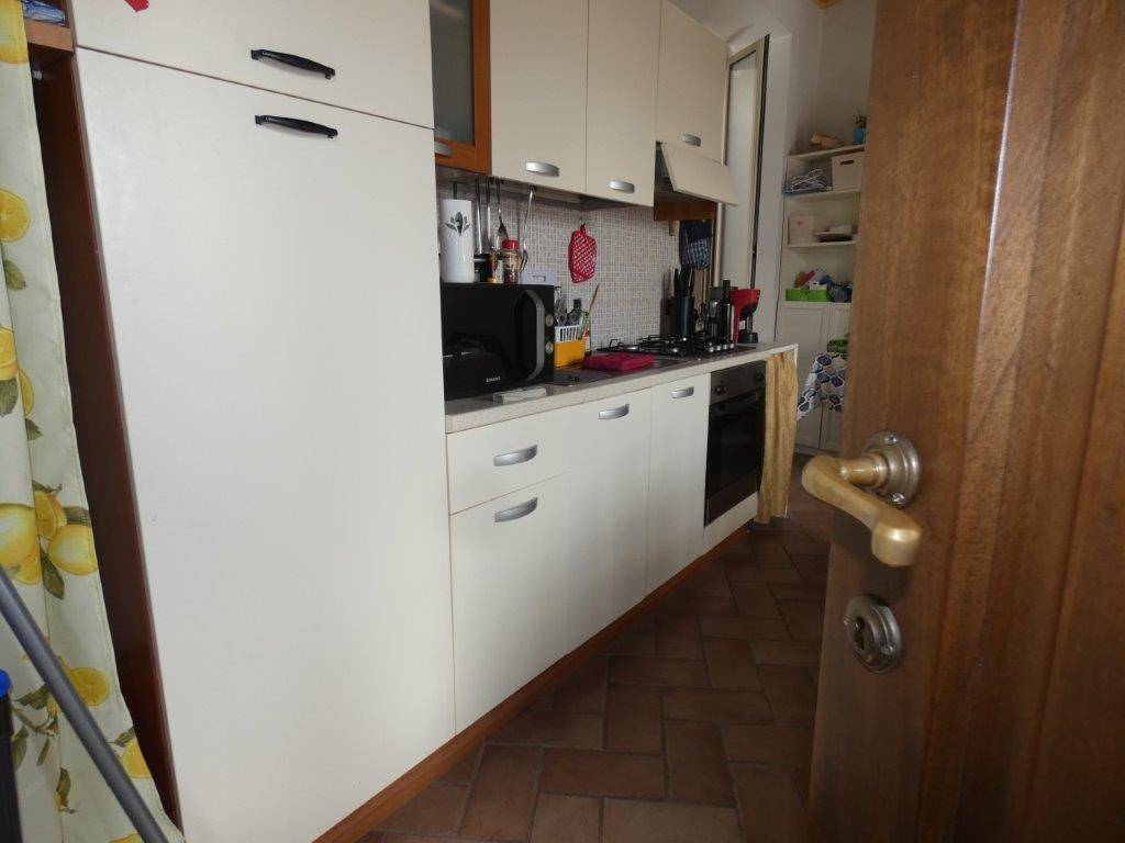 Appartamento a Viterbo in Piazza della Rocca, 22 - Foto 3