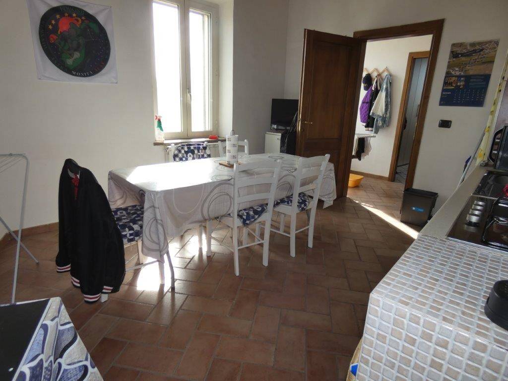 Appartamento a Viterbo in Piazza della Rocca, 22 - Foto 5