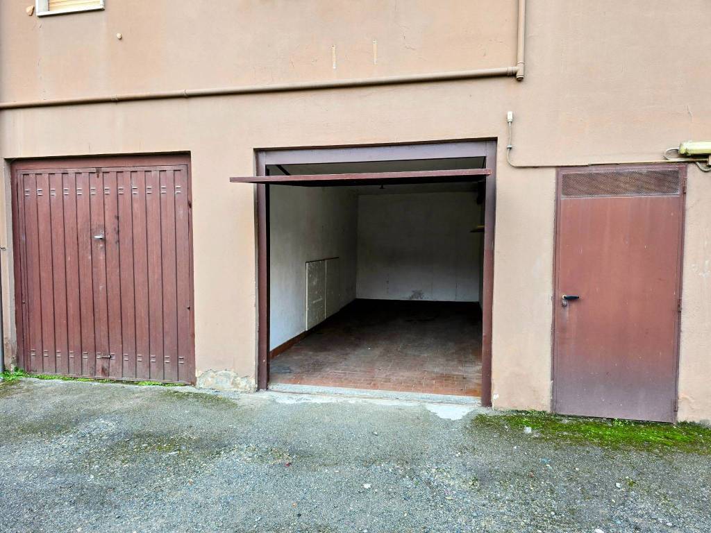 Box / garage a Alessandria in Via Santorre Santarosa - Foto 2