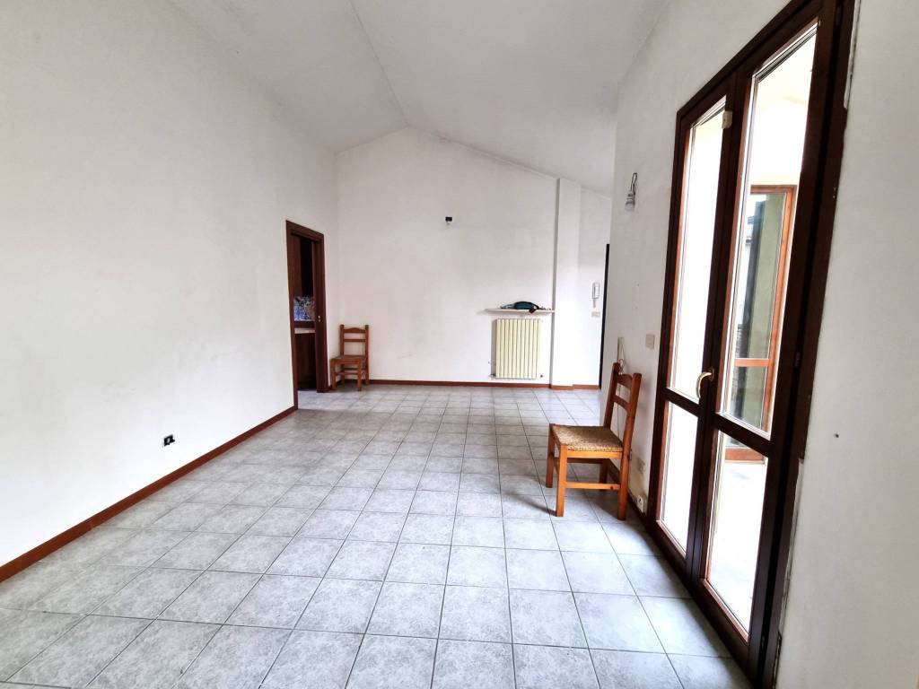Appartamento a Massa lombarda in Via Gian Battista Bassi - Foto 4