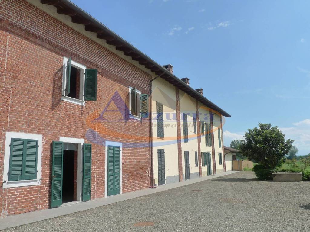 Casa indipendente a Alessandria in Via Quargnento - Foto 5