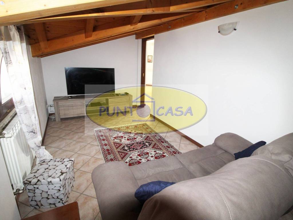 Appartamento a Borghetto lodigiano in Piazza Carlo Alberto Dalla Chiesa - Foto 4