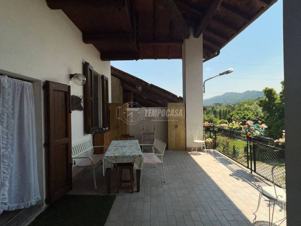 Casa indipendente a Airuno in Località Prada 16 - Foto 2