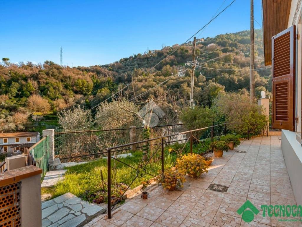 Casa indipendente a La spezia in Via Sant'Andrea, 23 - Foto 4