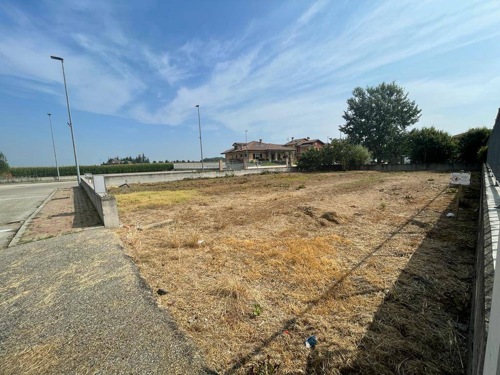 Villa a Caramagna piemonte in Via Alicia - Foto 2