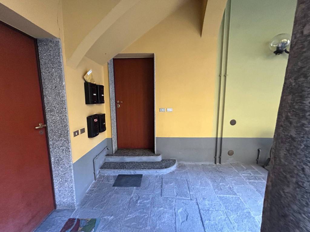 Appartamento a Como in Via Cigalini, 6 - Foto 4