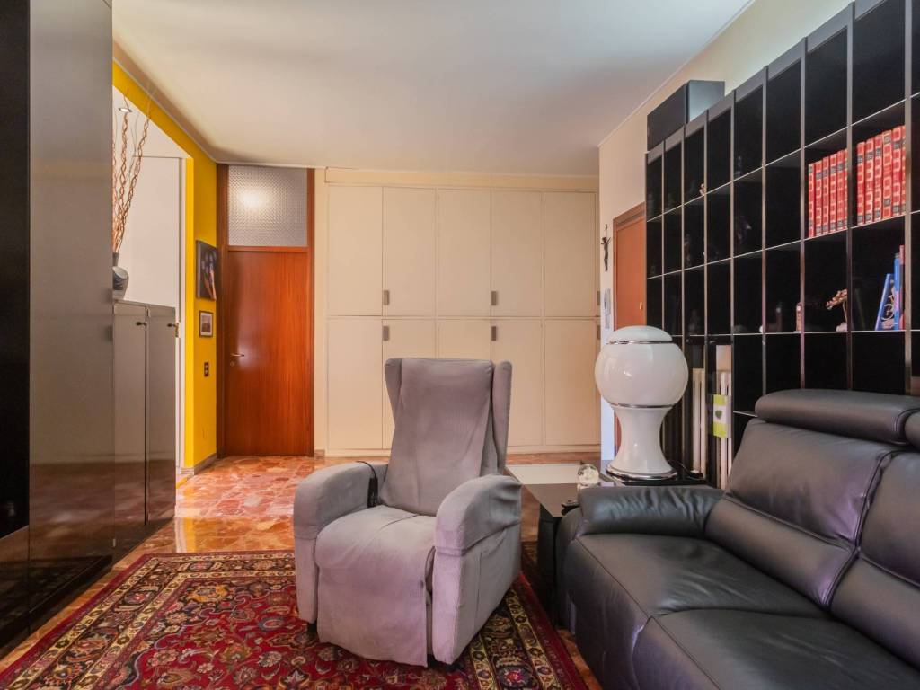 Appartamento a Pioltello in Via Dante Alighieri, 116 - Foto 2
