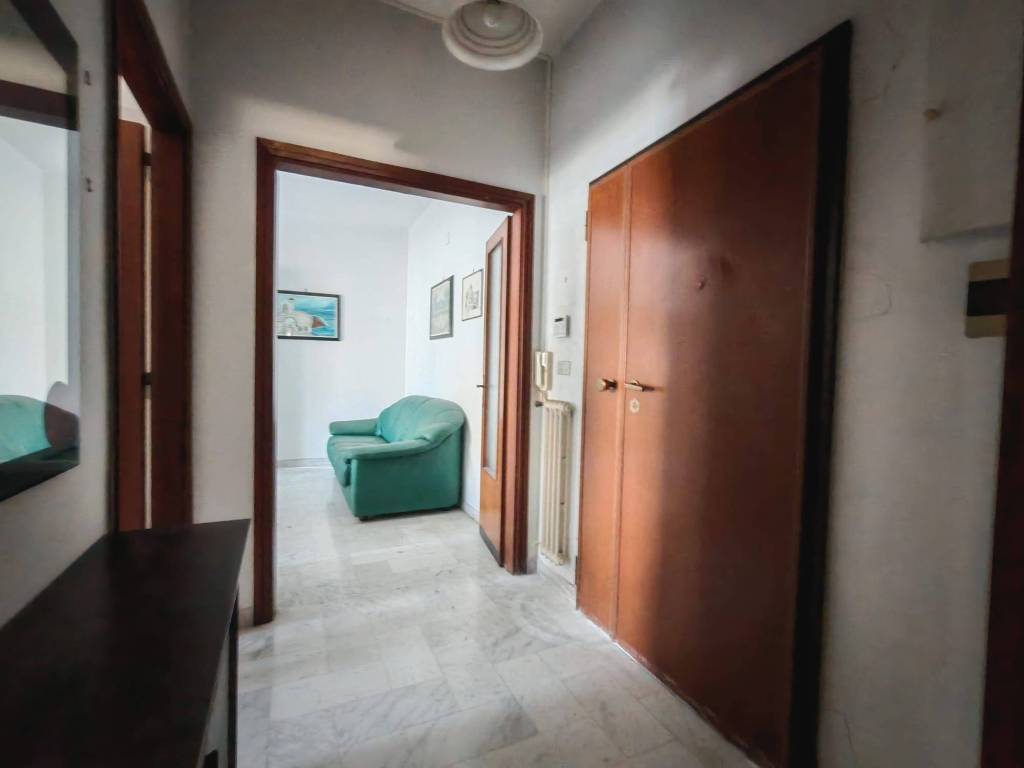 Appartamento a Brindisi in Viale Aldo Moro - Foto 3