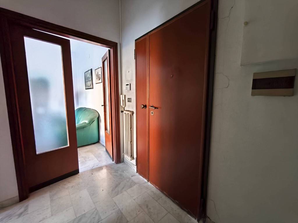 Appartamento a Brindisi in Viale Aldo Moro - Foto 4