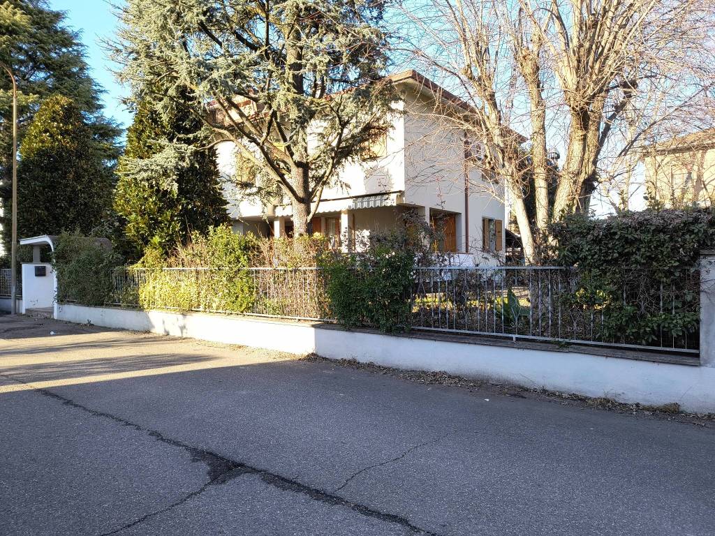Villa a Nonantola in Via Enrico Fermi - Foto 2
