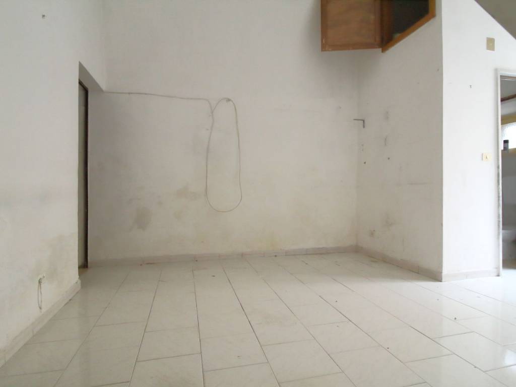 Casa indipendente a Bitonto in Via Mafalda - Foto 4
