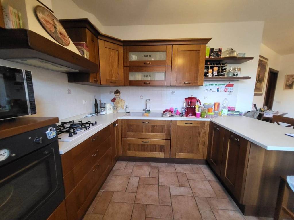 Appartamento a Sovicille in Via Alessandro Manzoni - Foto 2