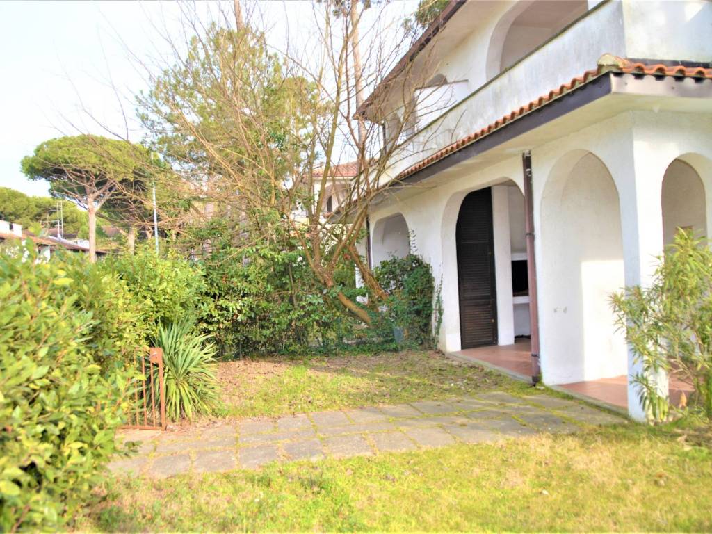 Villa a Comacchio in Via dei Frassini - Foto 2