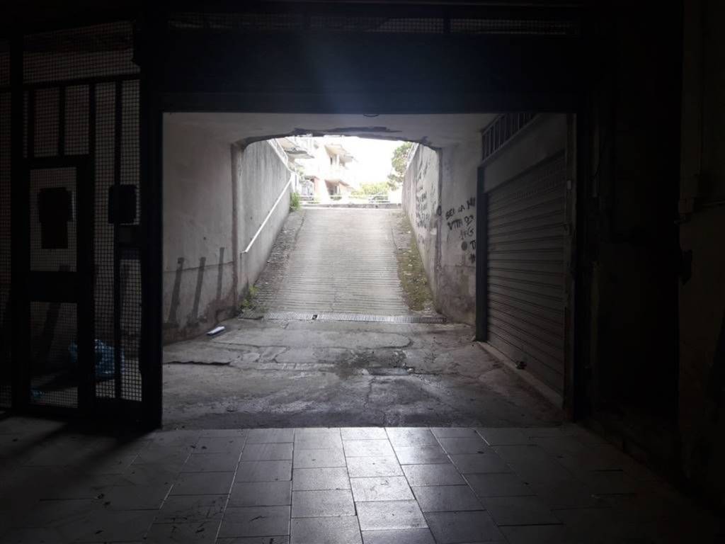 Box / garage a Salerno - Foto 4