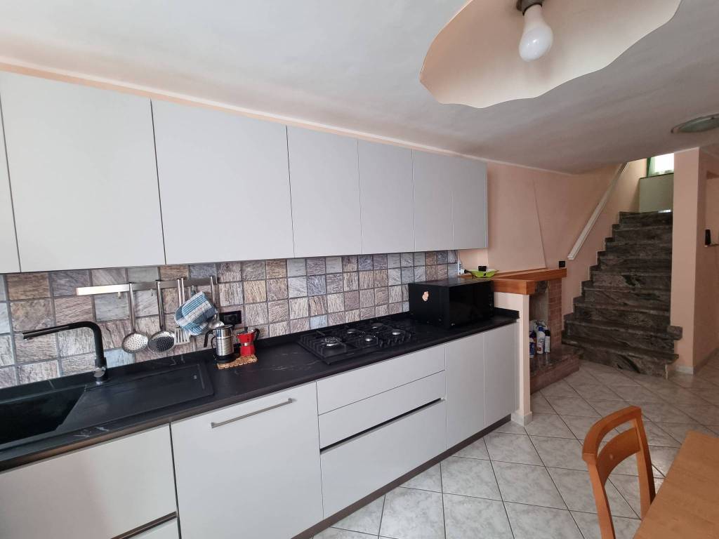 Casa indipendente a Loro piceno in Via Monte Grappa - Foto 4