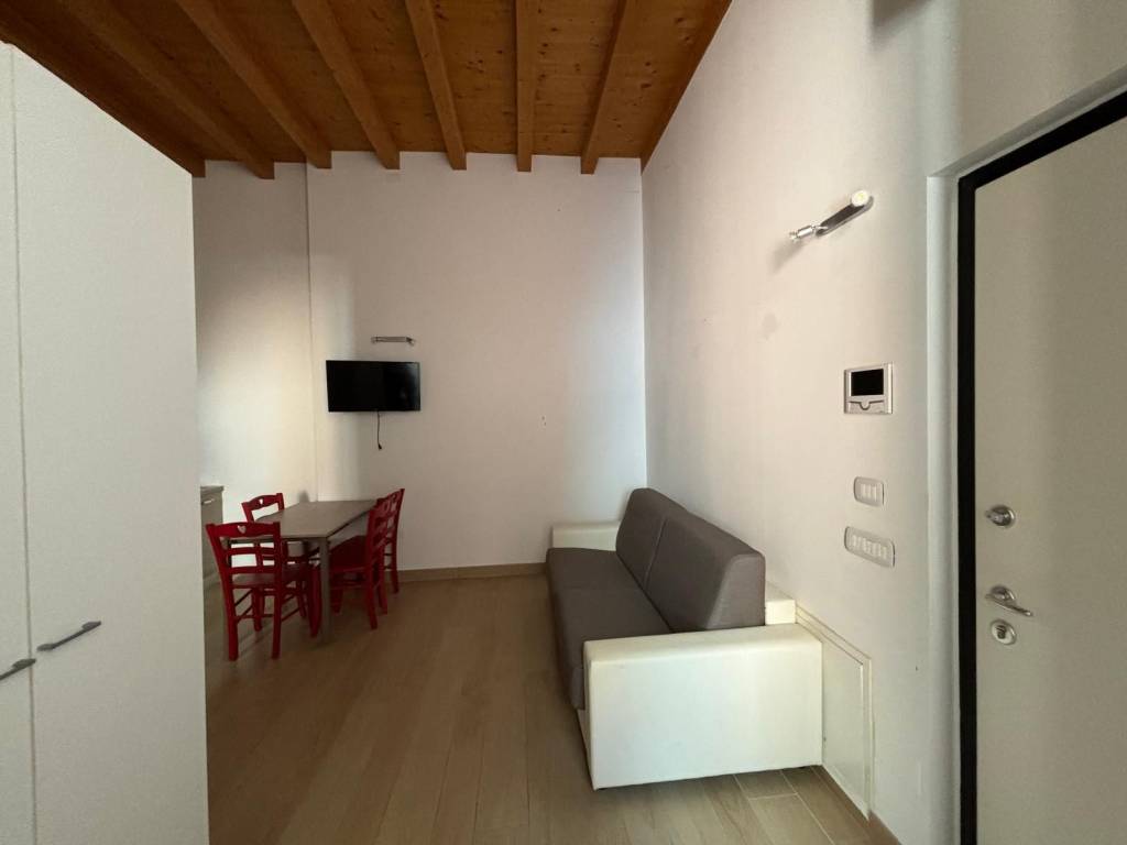 Appartamento a Cremona in Via Ala Ponzone - Foto 3
