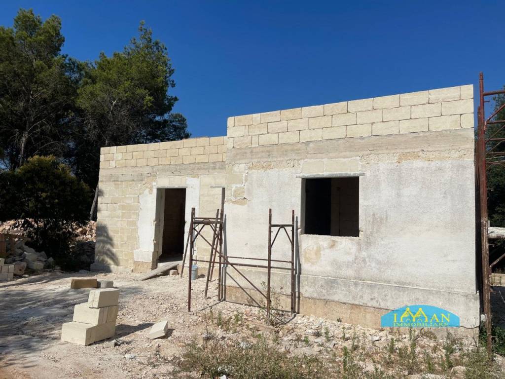 Villa a Ceglie messapica in Contrada Abate Nicola Grande - Foto 2