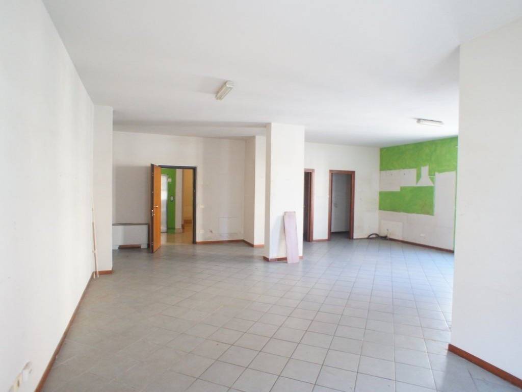 Immobile a Montecatini-terme in Corso Roma - Foto 4