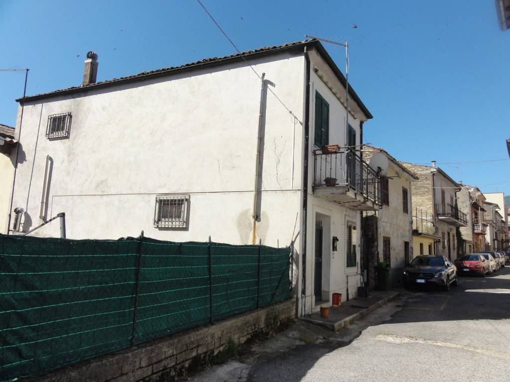 Villa a Ceccano in Via 4 Novembre - Foto 2