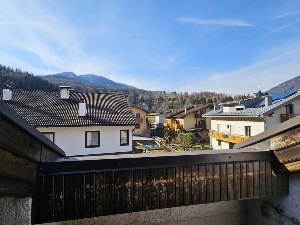 Appartamento a Dimaro folgarida in Via Acquaseri, n.30 - Foto 2