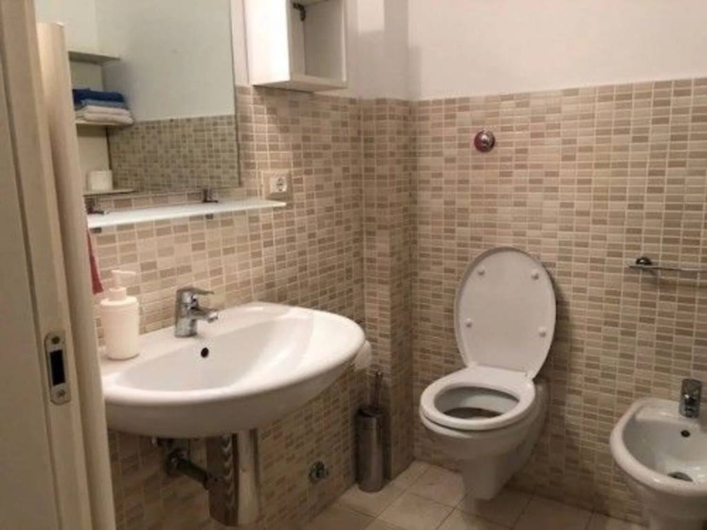 Appartamento a Ancona in Via Francesco Podesti - Foto 3
