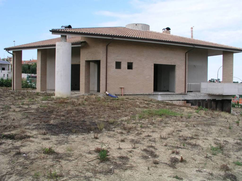 Villa a Osimo in Via Fausto Coppi - Foto 3