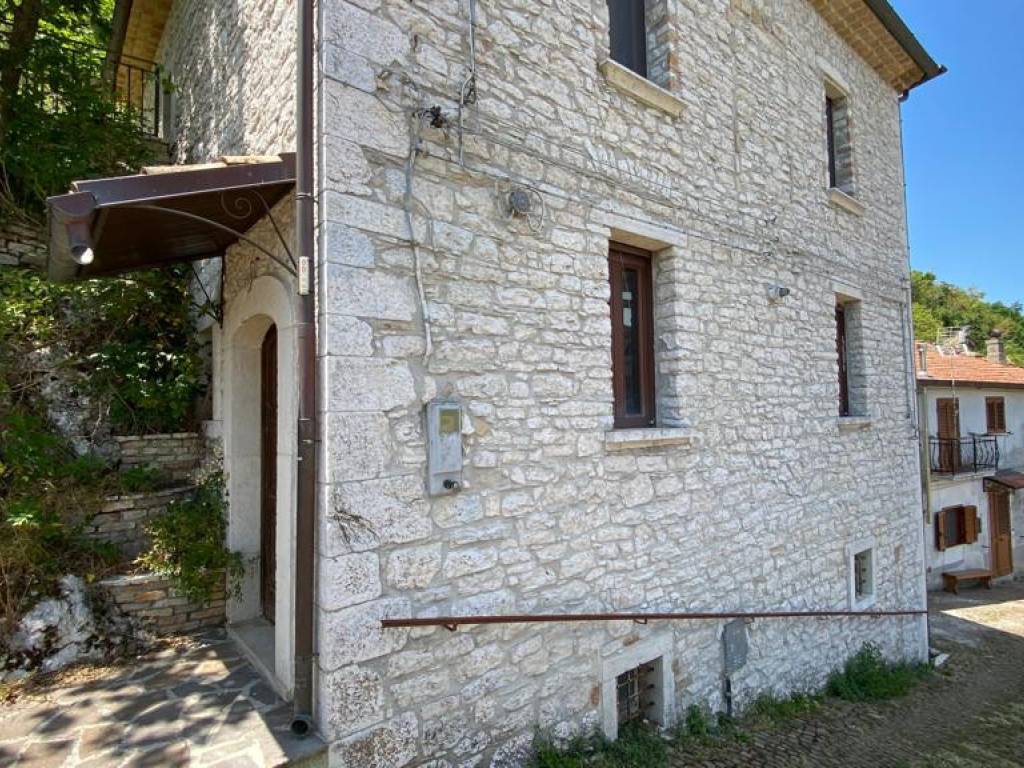 Rustico / casale a Carovilli in Via Costa Ospedale - Foto 2