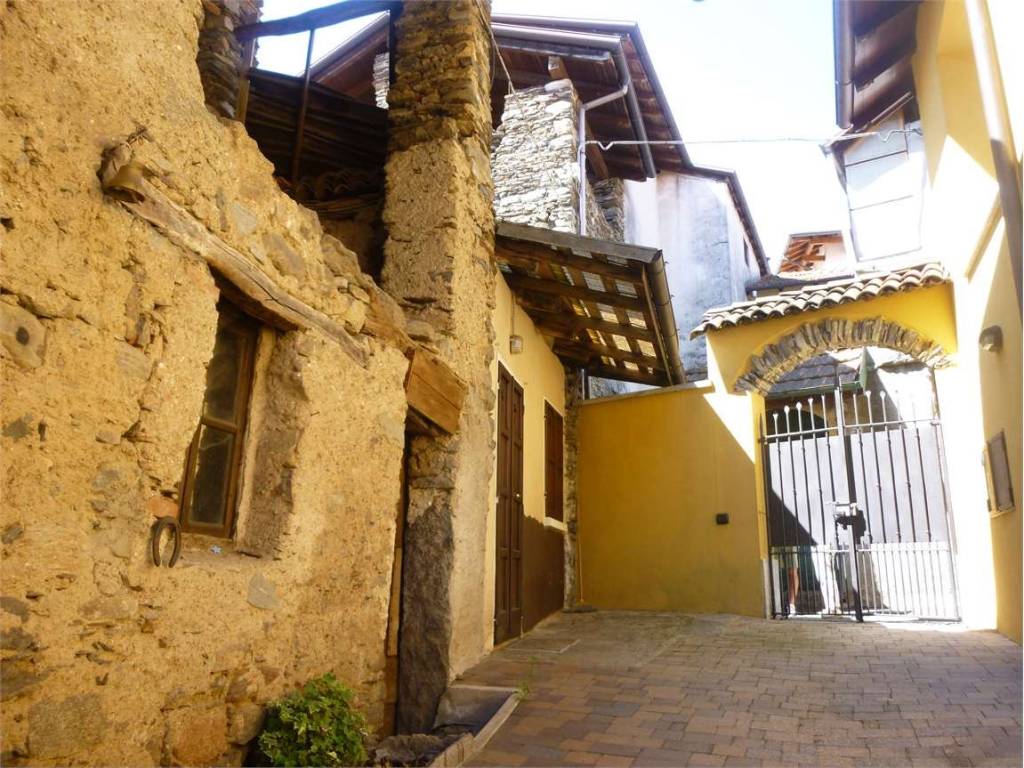 Rustico / casale a Brovello-carpugnino - Foto 2