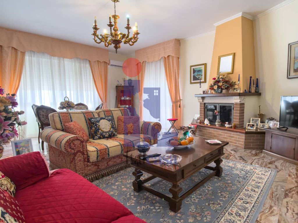 Villa a Latina in Strada Litoranea, 9991 - Foto 5