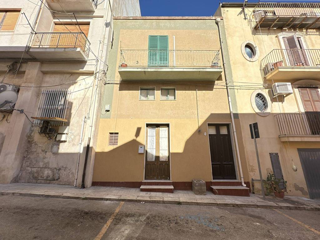 Casa indipendente a Ispica in Corso Giuseppe Garibaldi - Foto 2