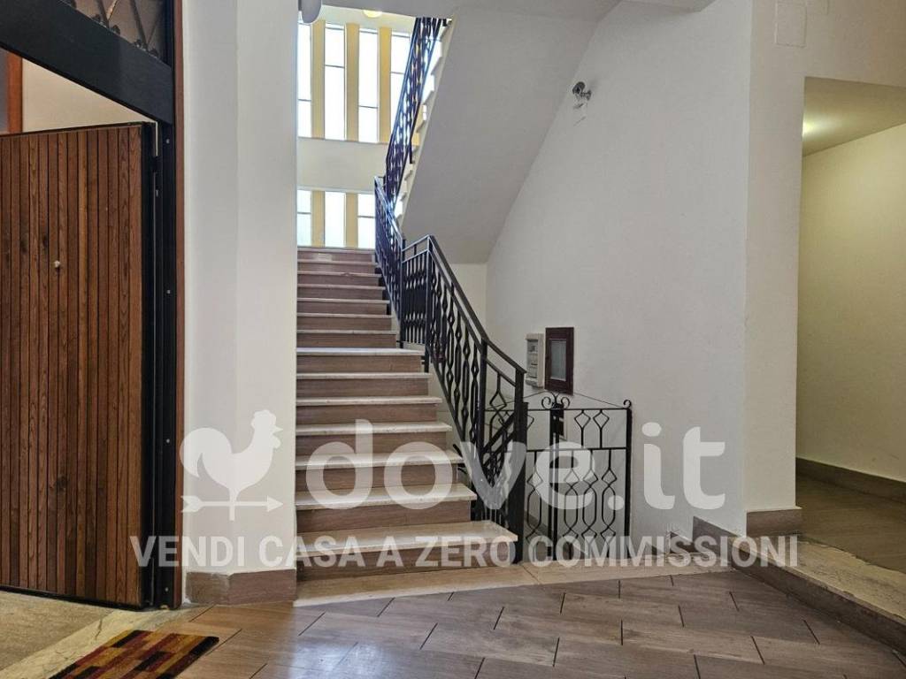 Palazzo / stabile a Reggio calabria in Via Cardinale Gennaro Portanova, 19 - Foto 4