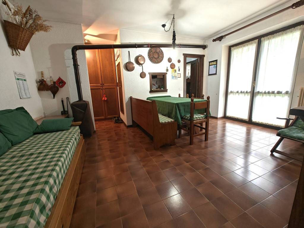 Appartamento a Caspoggio in Via Don Giovanni Bosco, 32 - Foto 4