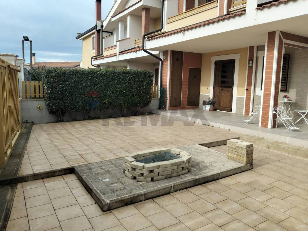 Villetta a schiera a Manfredonia in S.S. 57 - Foto 2