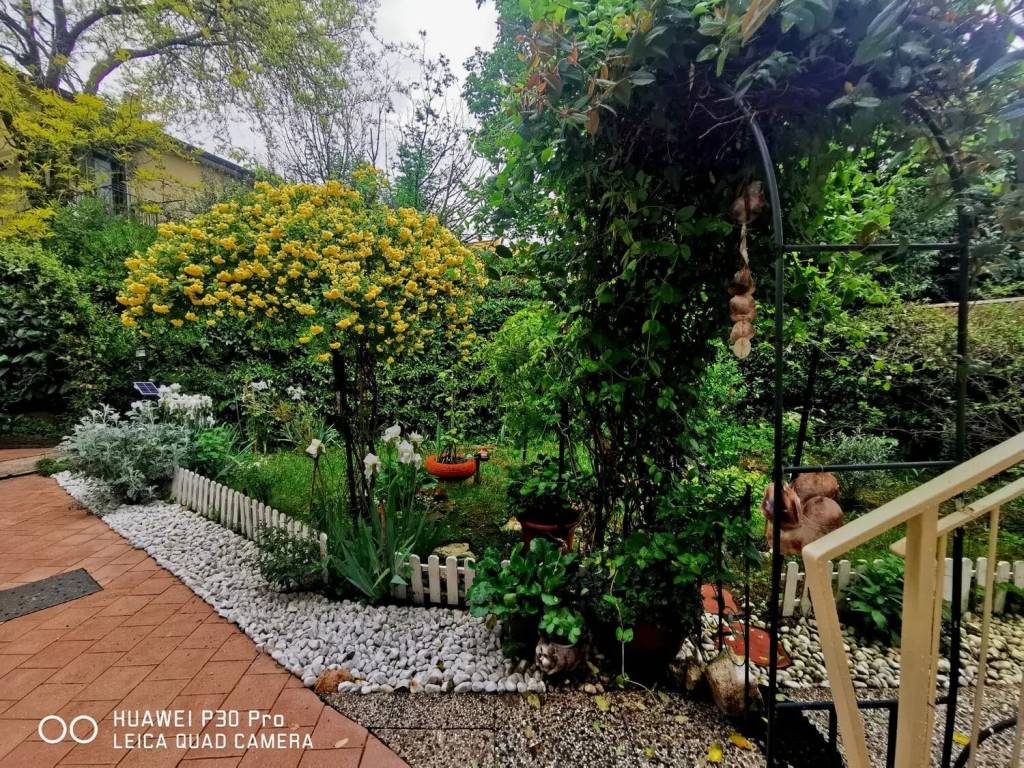 Villa a Verona in Via Brigata Regina, 9 - Foto 2