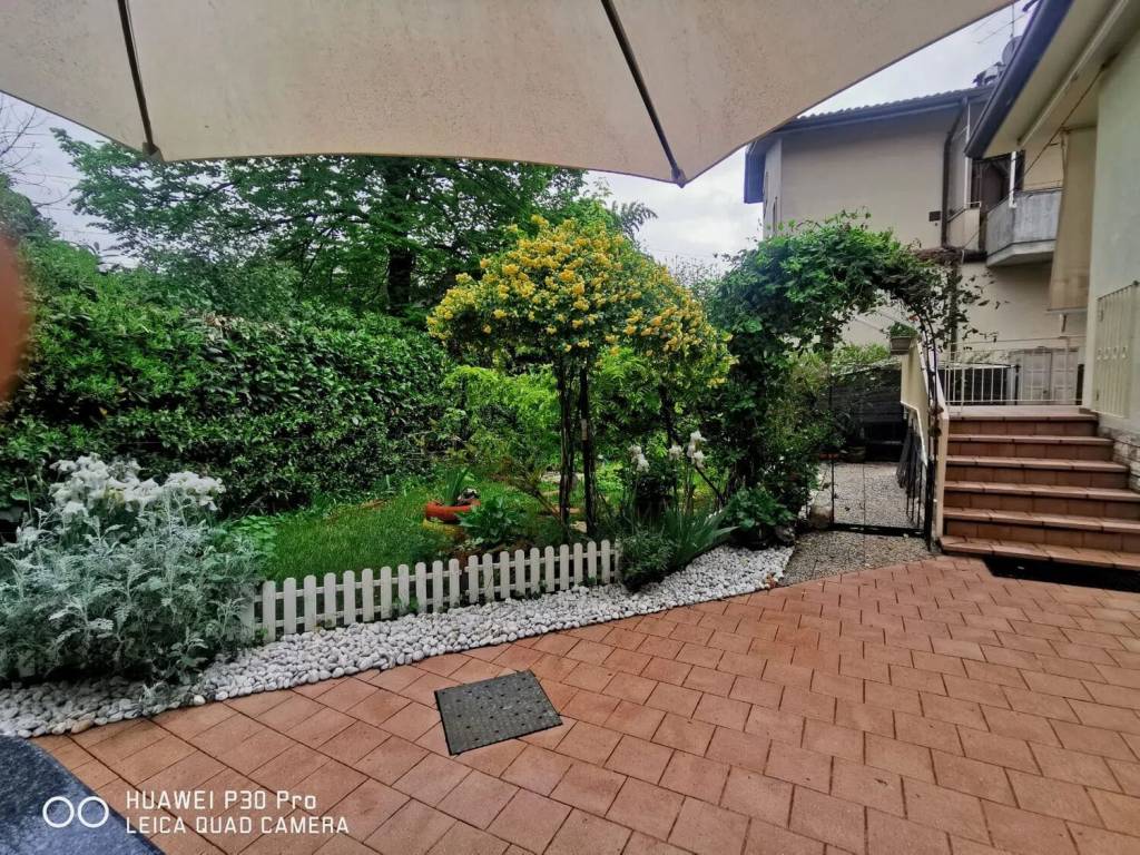 Villa a Verona in Via Brigata Regina, 9 - Foto 3