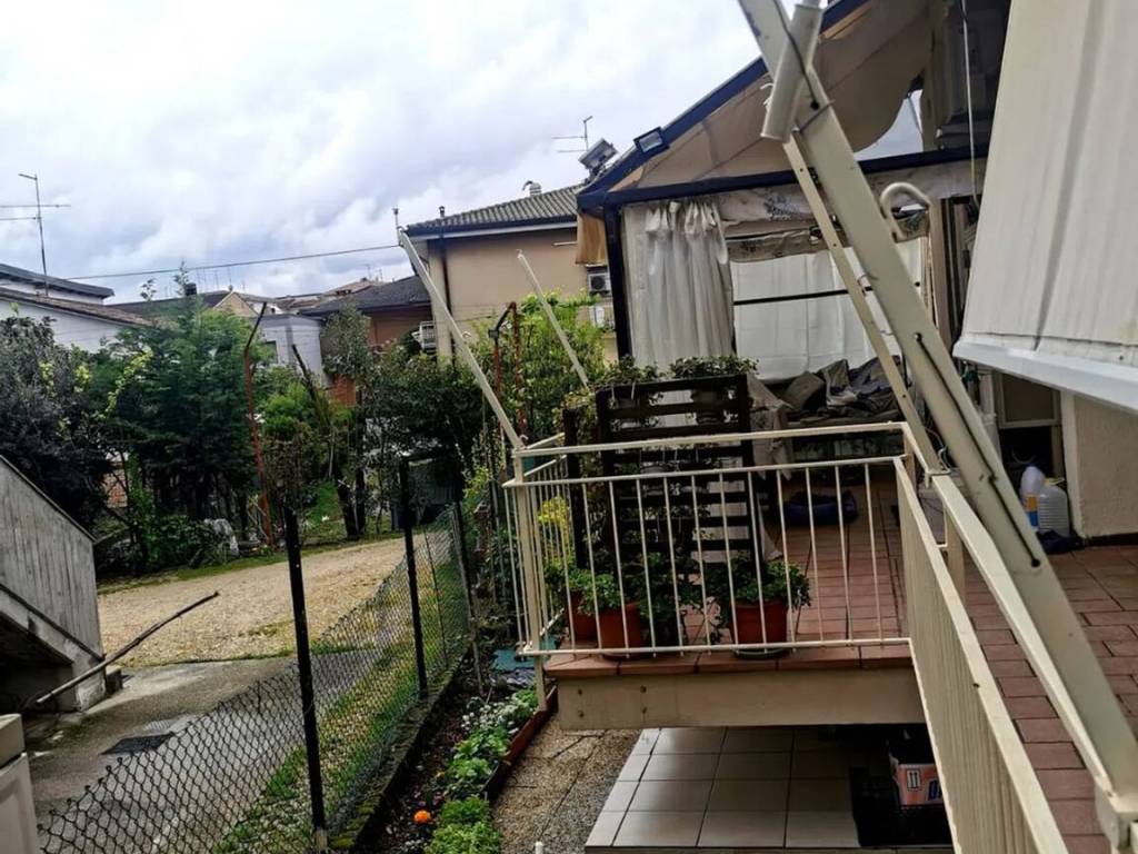 Villa a Verona in Via Brigata Regina, 9 - Foto 5