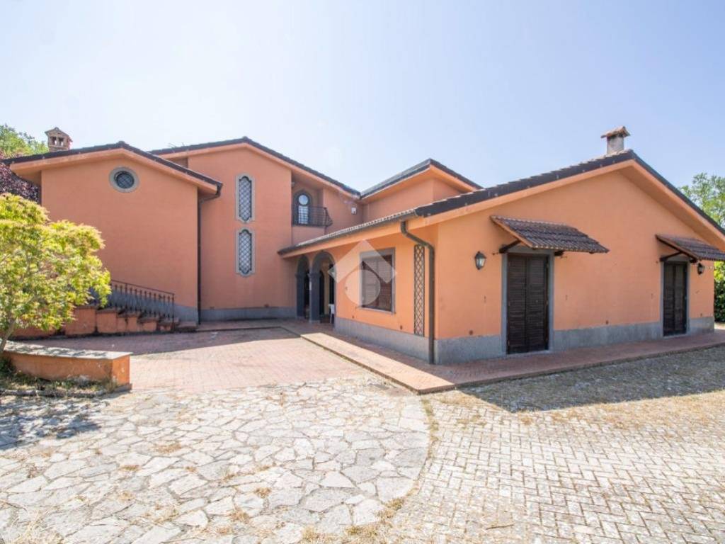 Villa a Rieti in VIA LONTIERI, 6 - Foto 2