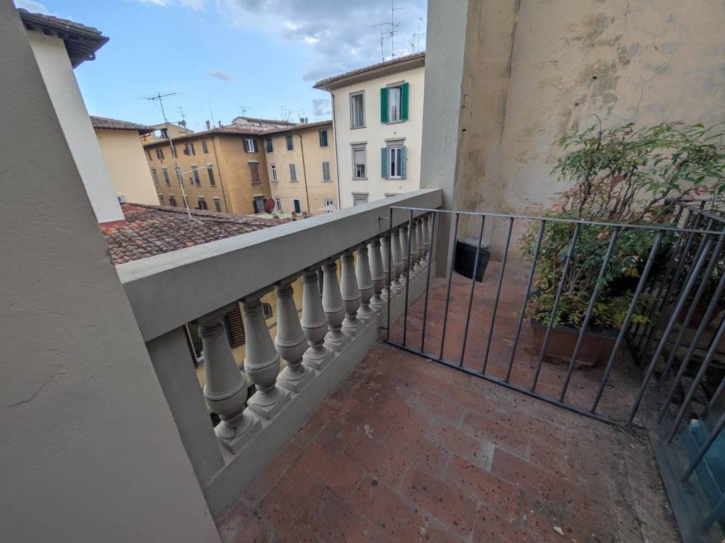 Appartamento a Firenze in Piazza Gaetano Salvemini - Foto 4