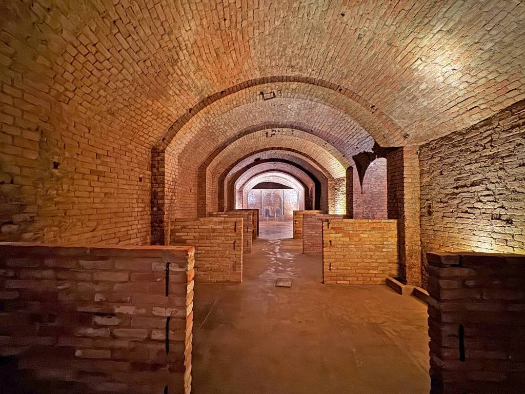 Palazzo / stabile a Canelli in Via Fratelli Cairoli - Foto 2