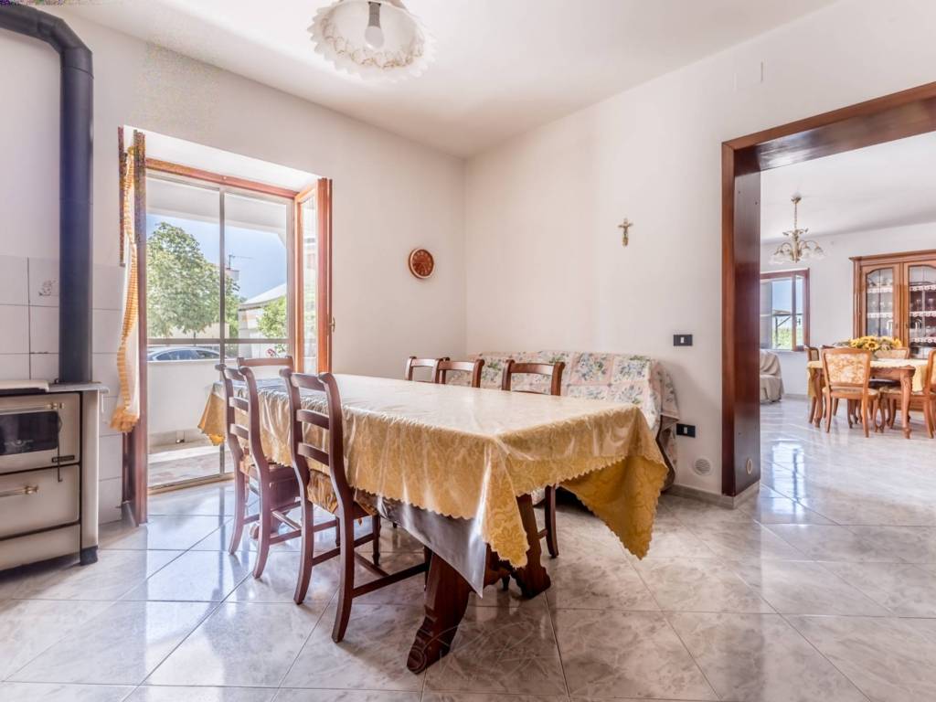 Villa a Pontinia in Strada Migliara 52 Destra, 432 - Foto 3