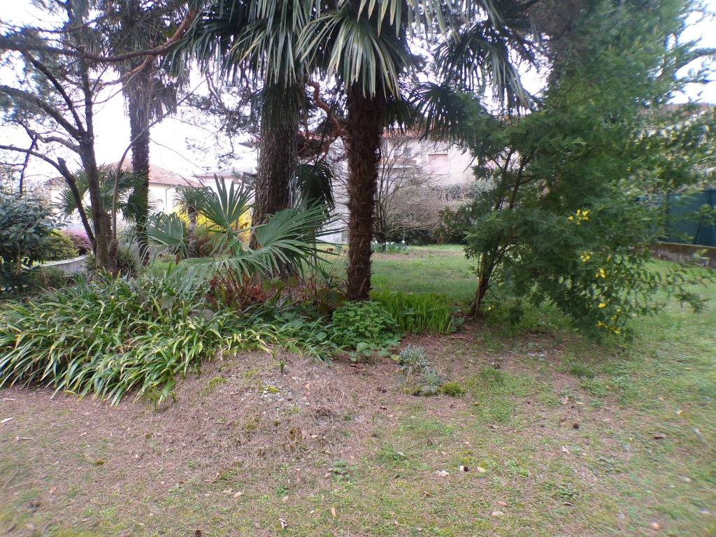 Villa a Brebbia in Via cavallotti - Foto 2