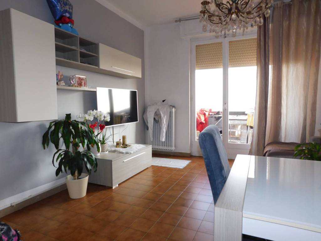 Appartamento a Verona in Via Carlo Belviglieri - Foto 2