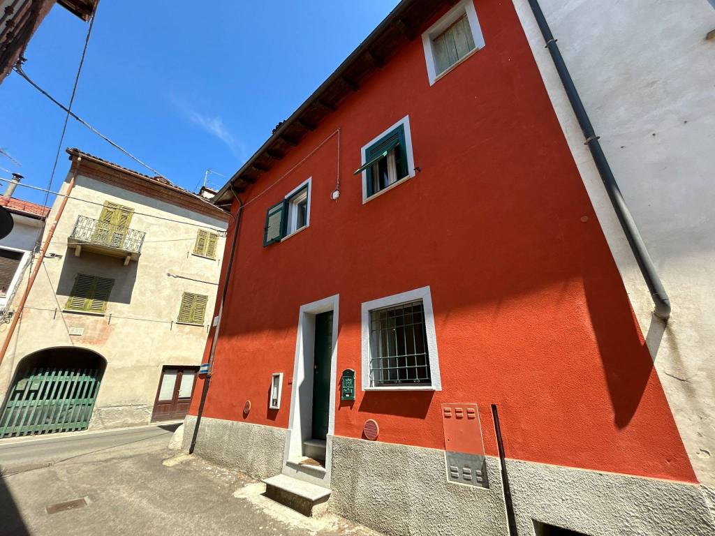 Casa indipendente a Pasturana in Via Camillo Benso di Cavour, 2 - Foto 3