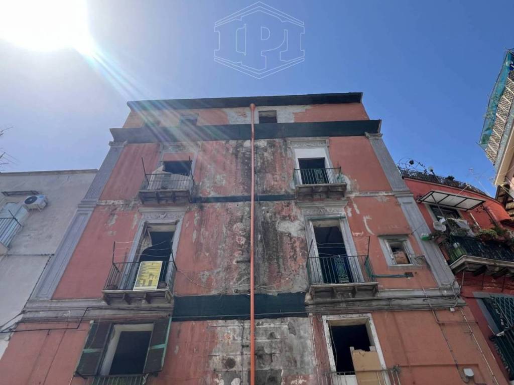 Palazzo / stabile a Napoli in Via Case Puntellate, 36 - Foto 2