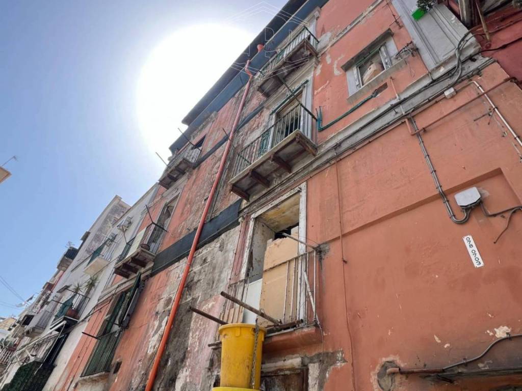 Palazzo / stabile a Napoli in Via Case Puntellate, 36 - Foto 3