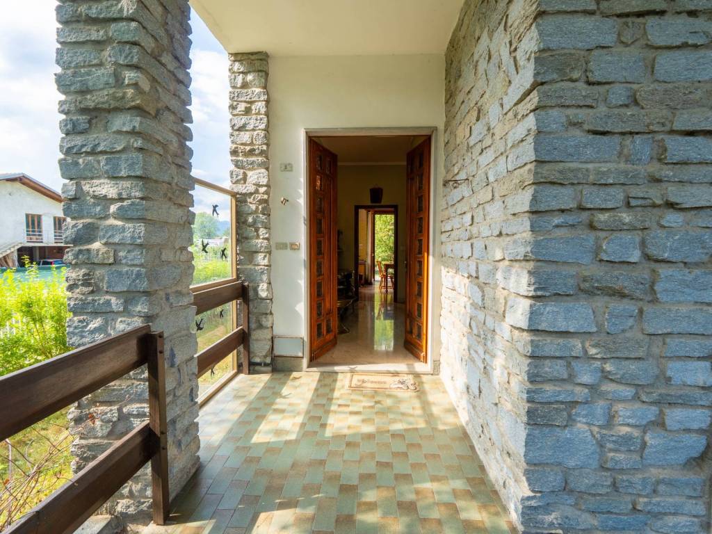 Villa a Bagnolo piemonte in Via Borgia, 16 - Foto 2