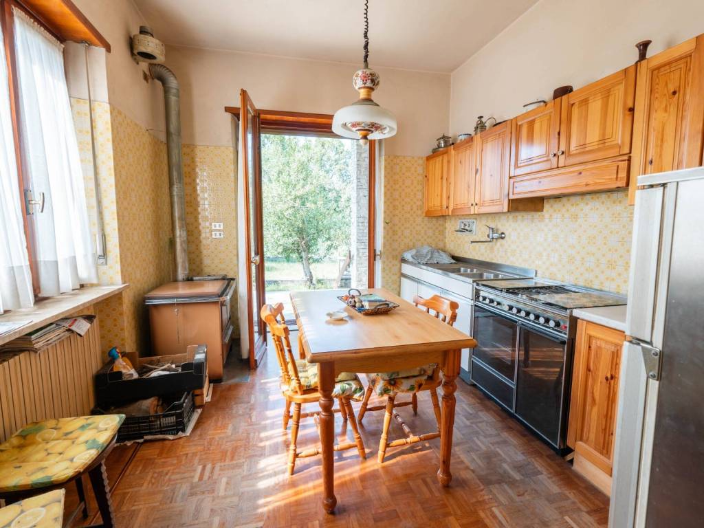 Villa a Bagnolo piemonte in Via Borgia, 16 - Foto 4